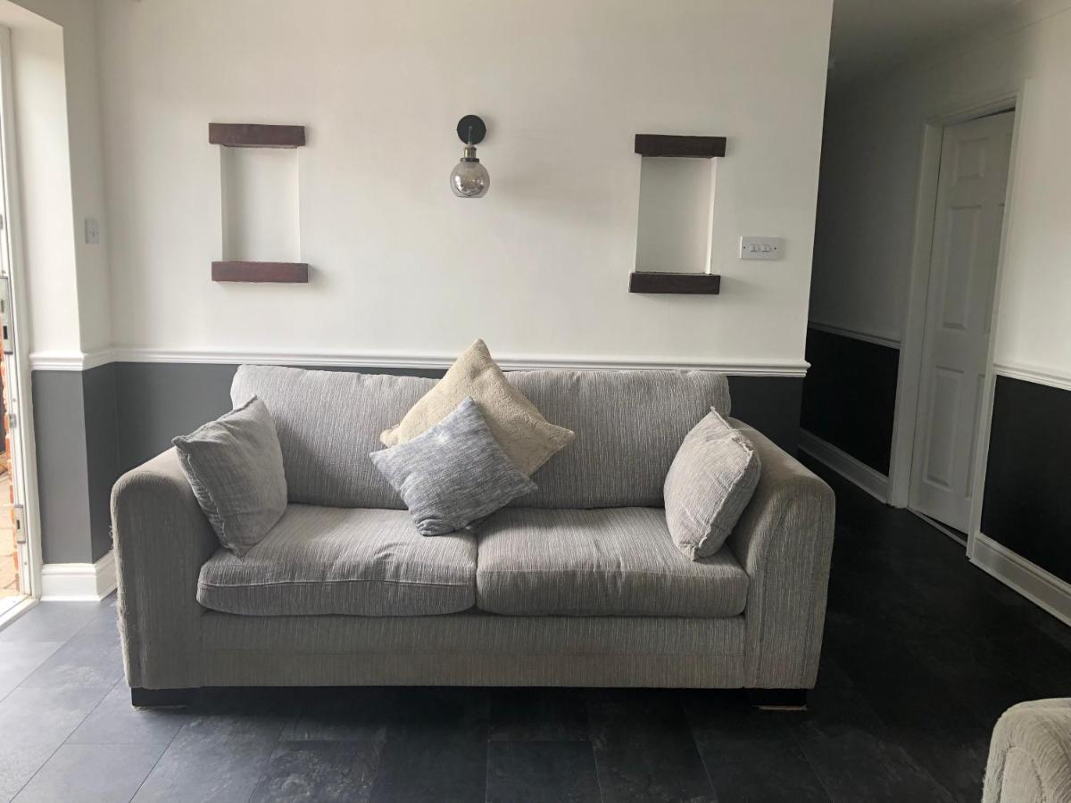 The Garden Suite Denby Village Bagian luar foto
